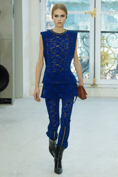 Look 20